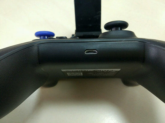Разъем microUSB в Xiaomi Feat Black Knight X8pro Gamepad Расположение порта microUSB в геймпаде Ксиаоми
