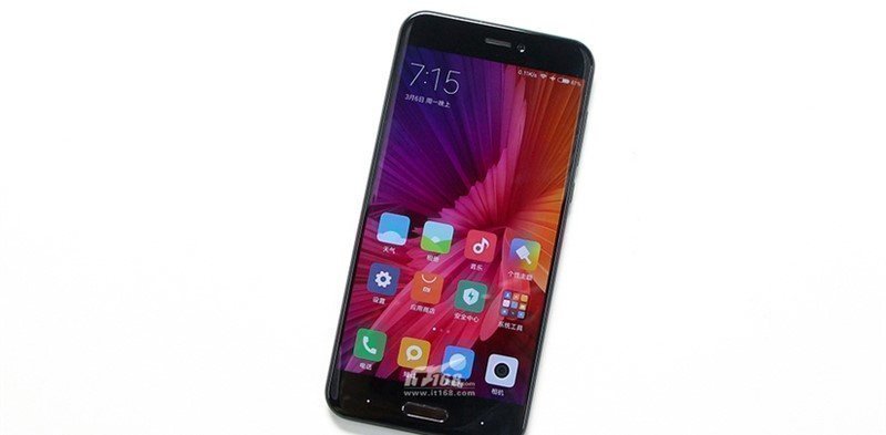 Разобранный Mi 5C Разобранный Mi 5C