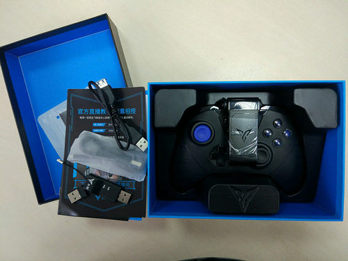 Комплектация Xiaomi Feat Black Knight X8pro Gamepad Состав комплекта Xiaomi Feat Black Knight X8pro Gamepad