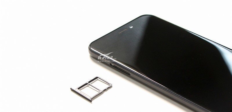 Разобранный Mi 5C Разобранный Mi 5C