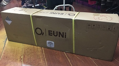 Упаковка электросамоката Xiaomi QiCycle EUNi Electric Scooter Внешний вид упаковки электросамоката Xiaomi QiCycle EUNi Electric Scooter
