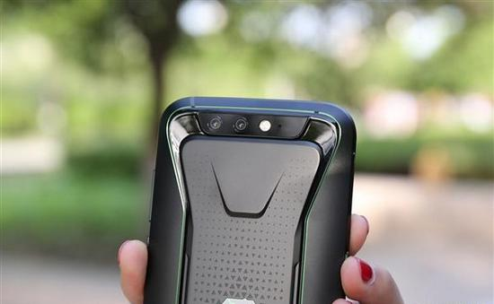 Фотомодуль в телефоне Xiaomi Black Shark Расположение фотокамеры в Сяоми Black Shark