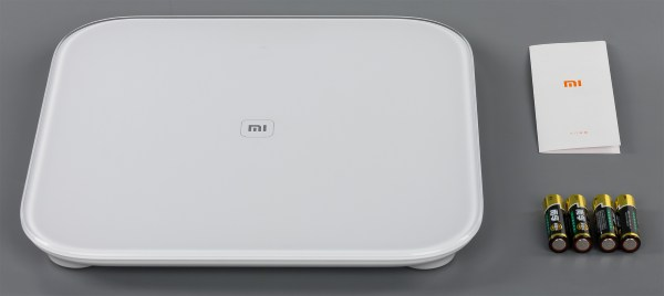 Комплект поставки умных весов Xiaomi Mi Smart Scale Комплектация умных весов Xiaomi Mi Smart Scale