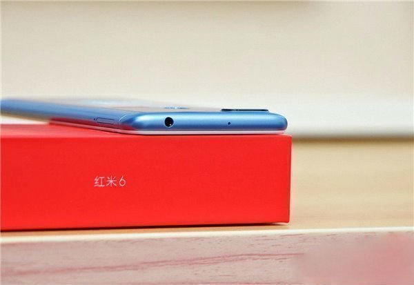 Ни на одном фото Redmi 6 и Redmi 6a нет инфракрасного датчика Ни на одном фото Redmi 6 и Redmi 6a нет инфракрасного датчика