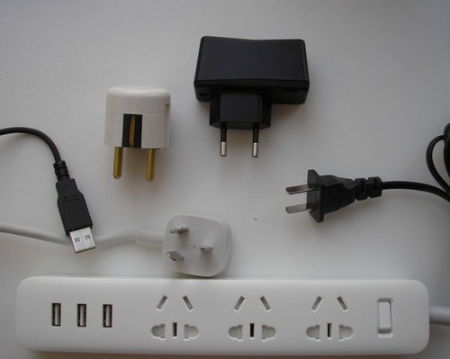 Дизайн Xiaomi Mi Power Strip 3 Socket +3 USB Варианты подключения Xiaomi Mi Power Strip 3 Socket +3 USB